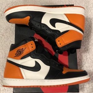 Air Jordan 1 Retro High OG Shattered Backboard